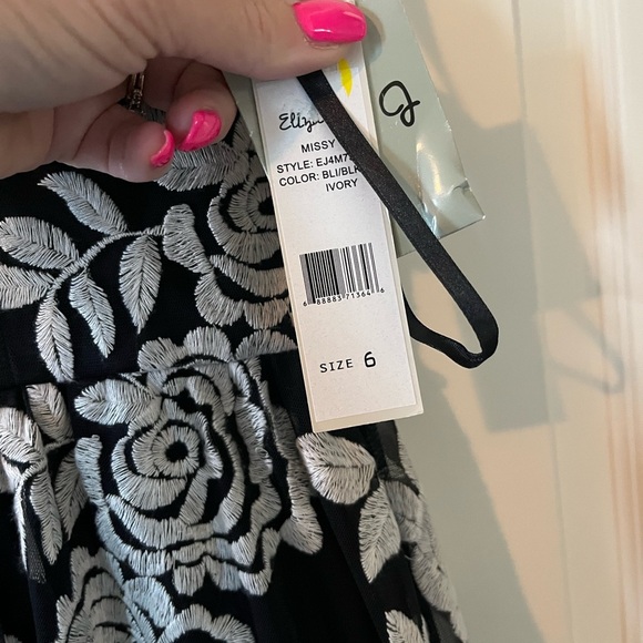 New! Eliza J. brand Stunning Black & White Floral Sleeveless Dress Women’s SZ 6 - Picture 6 of 16